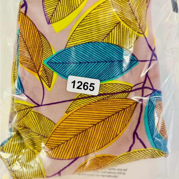 LuLaRoe Leggings Fall Foliage Print Multi Color One Size (2-10) NEW! - Picture 11 of 11